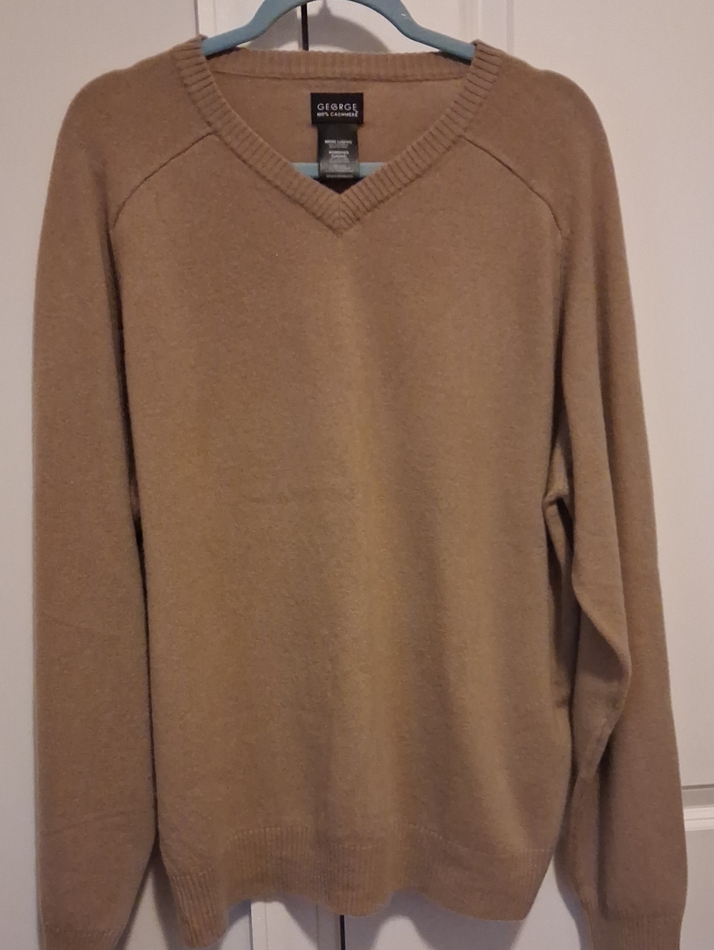 Cashmere George Men's V-Neck Sweater in Camel Brown